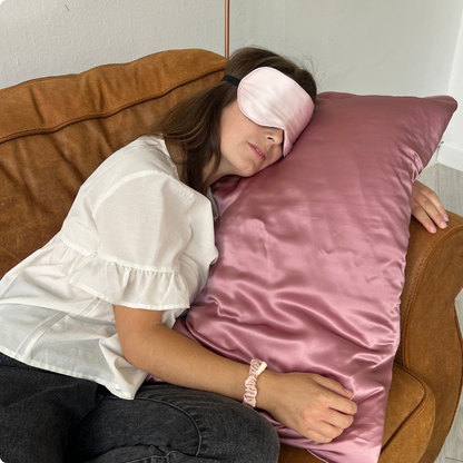 MULBERRY SILK NIGHT MASK